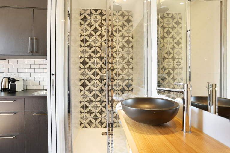 Bathroom 3, YAYS Paris Zola by Numa, Paris