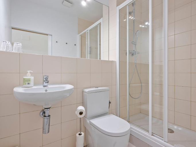 Bathroom 4, Mihlton Barcelona B&B, Barcelona