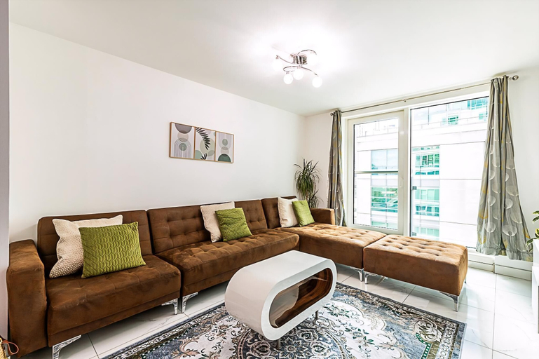 Others 5, Modern and Minimalist Flat in Vauxhall, London