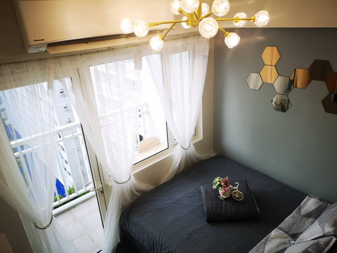 Bedroom 3, SM Mall of Asia Condo with Swimming Pool View, Pasay City