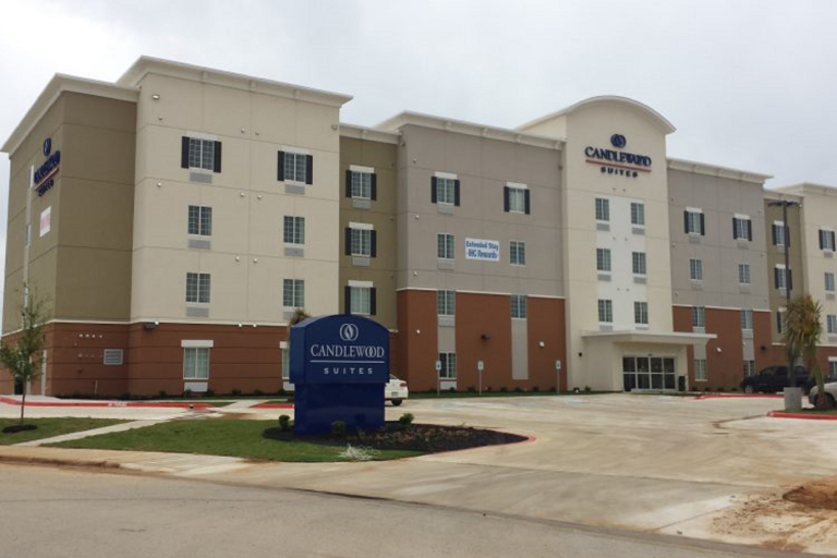 Exterior & Views, Candlewood Suites COTULLA, La Salle