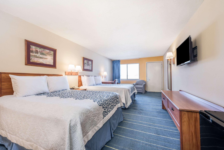 Bathroom, Days Inn by Wyndham Bryan College Station, Brazos