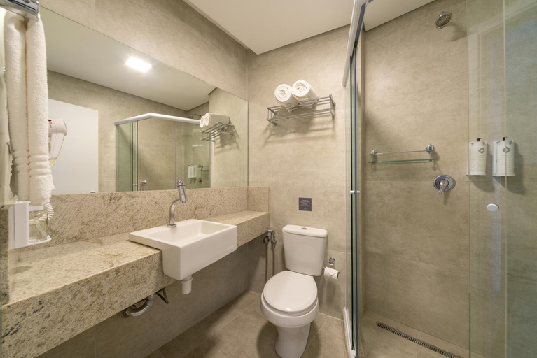 Bathroom 4, Laghetto Rio Grande, Rio Grande