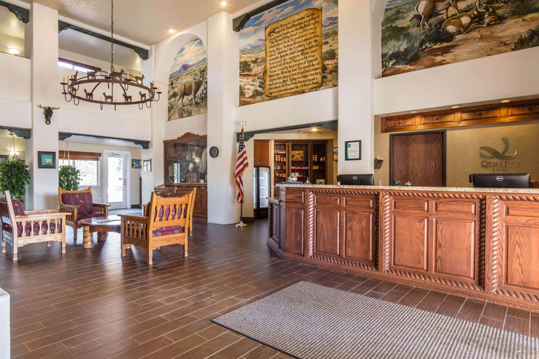 Public Area 3, Quality Inn Alpine, Brewster