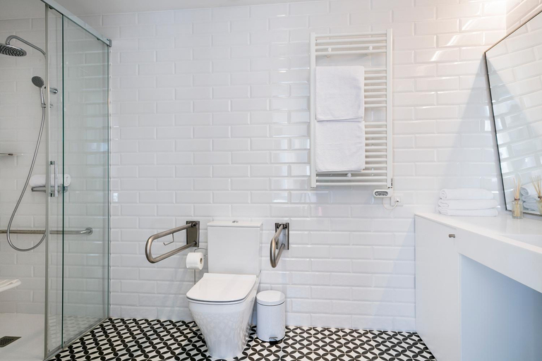 Bathroom 3, Murmuri Residence Mercader, Barcelona
