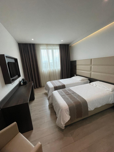 Bedroom 2, HotelLuxuryPrato, Prato