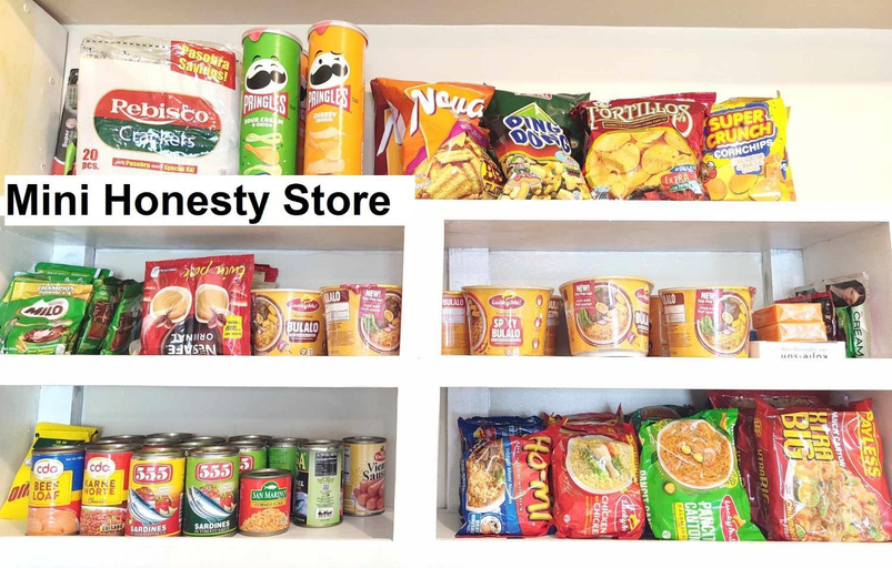 Food & Drinks 5, 622 Tower 1 Comfy, Cozy, Central w Free Pool Acces, Iloilo City