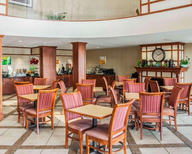 Food & Drinks 5, Quality Inn Castleton, Marion