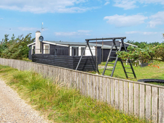 Others 5, 6 Person Holiday Home in Harboore, Lemvig