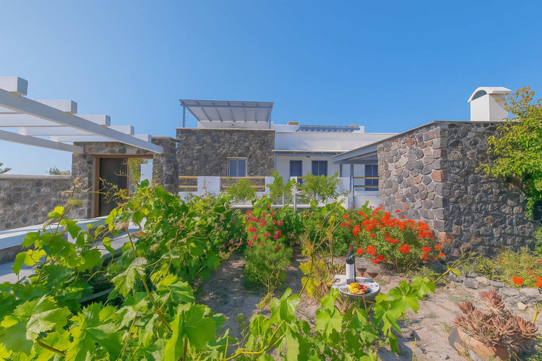 Room 3, Golden Sunrise Suites - Santorini Pool Bliss Suite, South Aegean