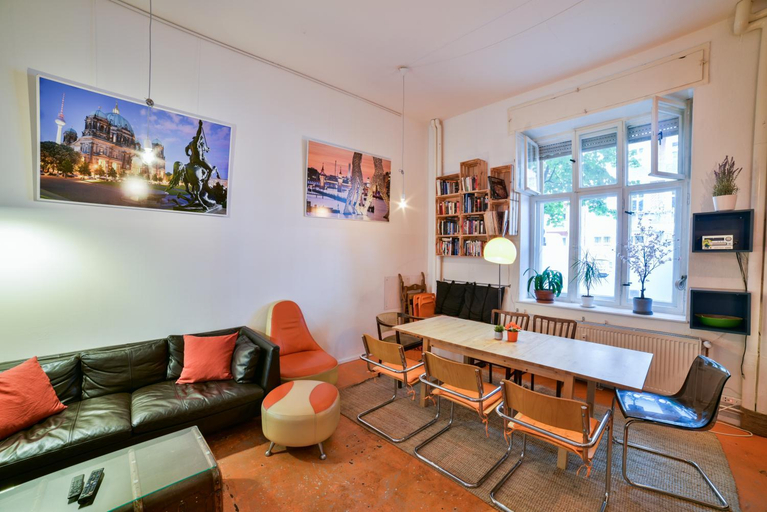 Public Area 2, Kiez Hostel Berlin, Berlin