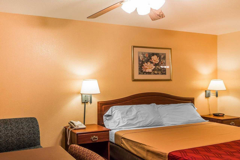 Bedroom 3, Econo Lodge Bartlesville Hwy 75, Washington