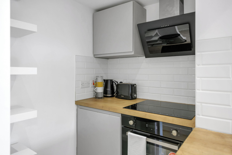 Others 5, Ecclesall Road Apartment, Sheffield