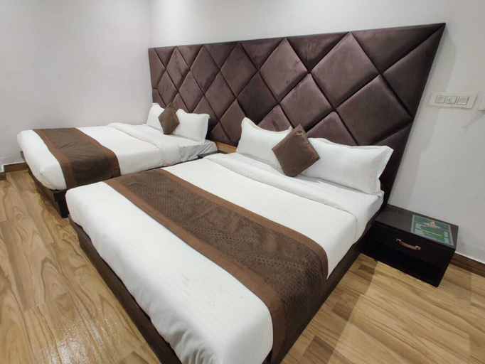 Bedroom, hotel the rest u, Amritsar