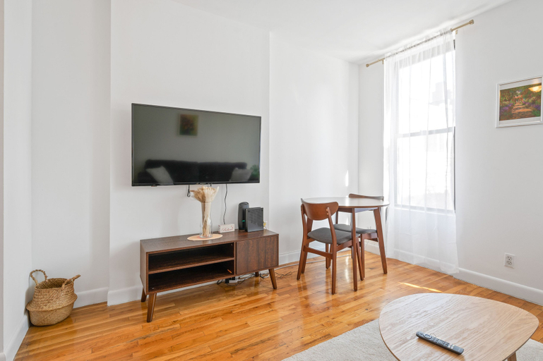 Room 5, Lovely Apt Near Central Park, New York
