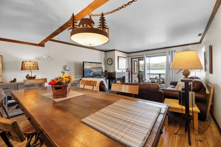 Others 5, Shores Lakefront Condo, San Bernardino