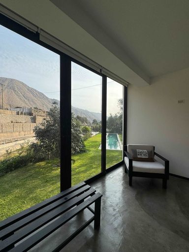 Room 4, w Elegant 7BR Home w Pool in Santa Eualia, Huarochiri