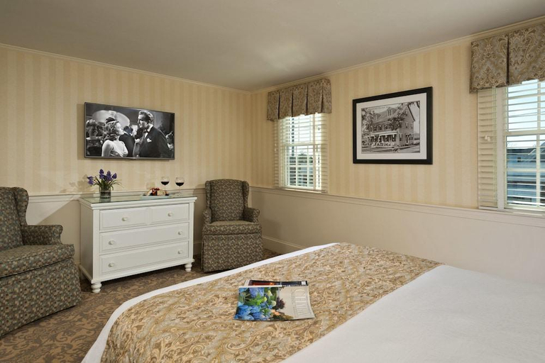 Bedroom 3, Chatham Wayside Inn, Barnstable