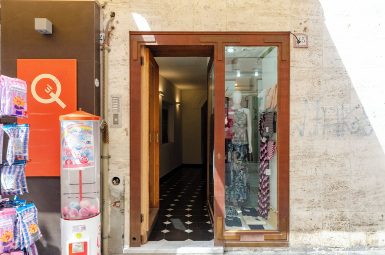 Others 3, Bright 2BR flat in Rapallo Centre, Genova