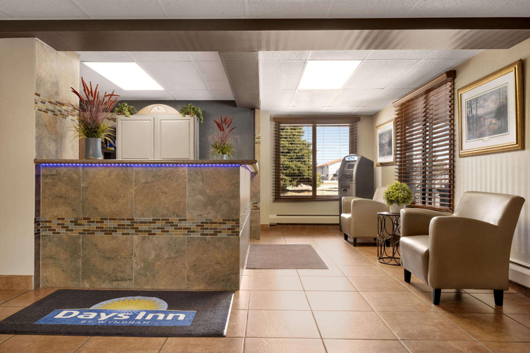 Public Area 2, Days Inn by Wyndham Fort Collins, Larimer
