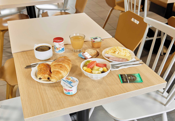 Food & Drinks 5, B&B HOTEL Paris Romainville Noisy-le-Sec, Seine-Saint-Denis