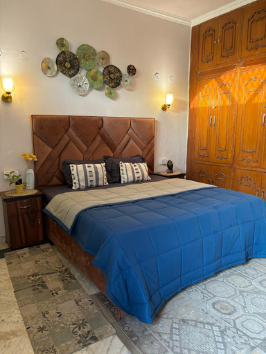 Bedroom 5, Atharva's Homestay Nehru Enclave, Delhi