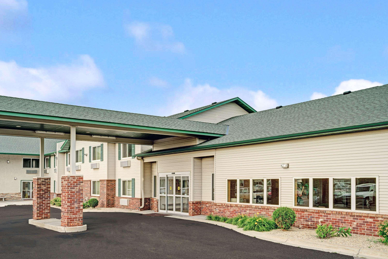 Exterior & Views 2, Super 8 by Wyndham Rogers Minnesota, Hennepin