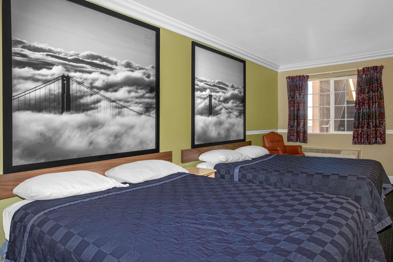 Bedroom 2, Super 8 By Wyndham Hayward Downtown, Alameda
