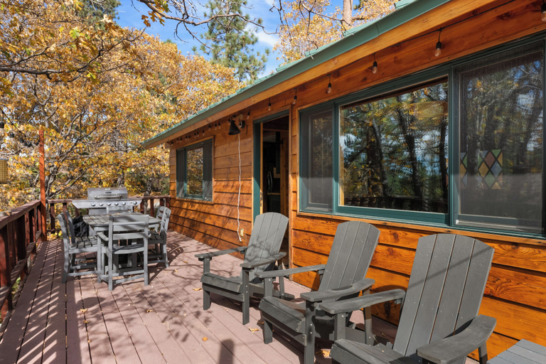 Others 3, A Woodsy Mountain Retreat, San Bernardino