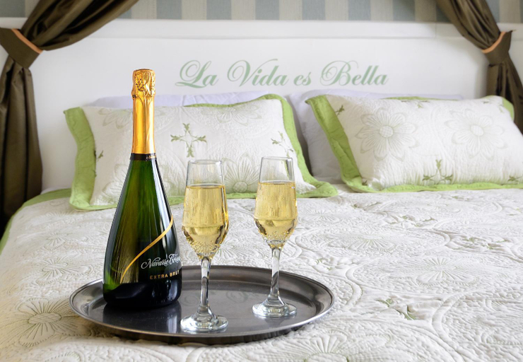 Bedroom, La Vida es Bella, Florida
