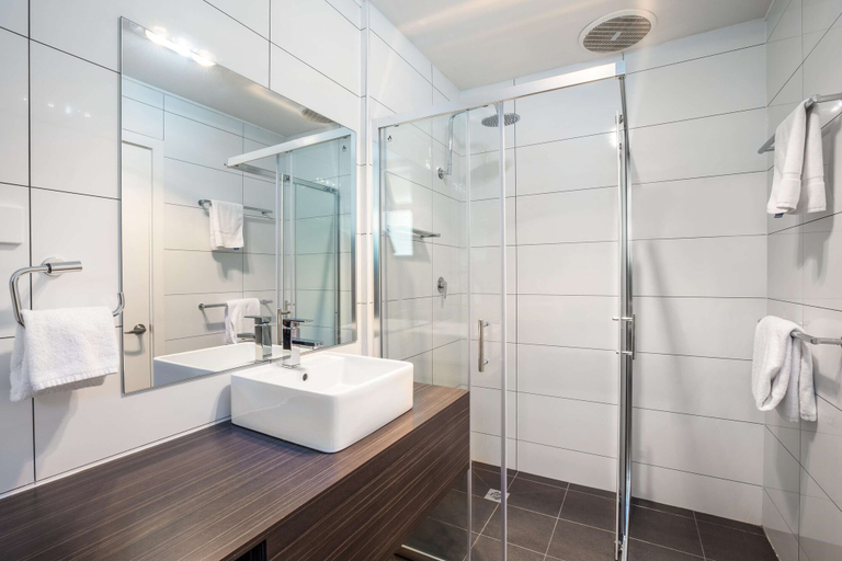 Bathroom 5
