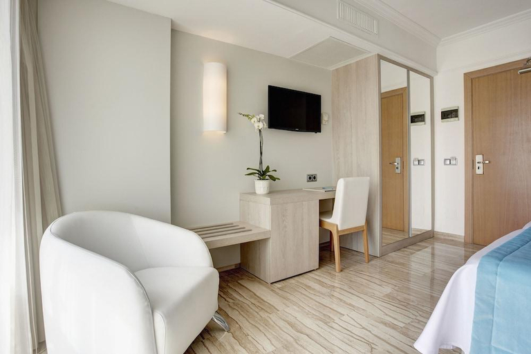 Bedroom 3, Grupotel Orient, Baleares