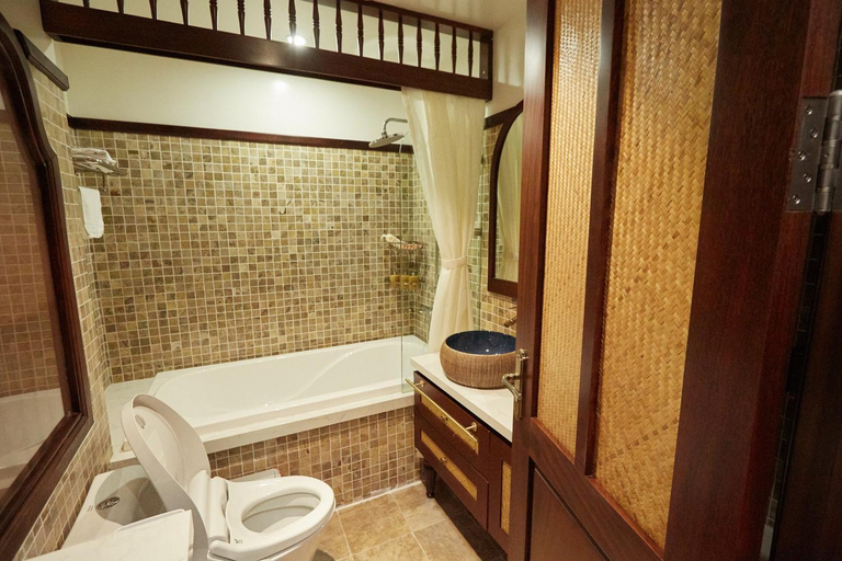 Bathroom 4, Camellia Residence Hanoi, Hai Bà Trưng