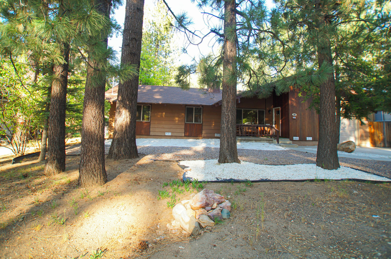 Exterior & Views, Casa Makim, San Bernardino