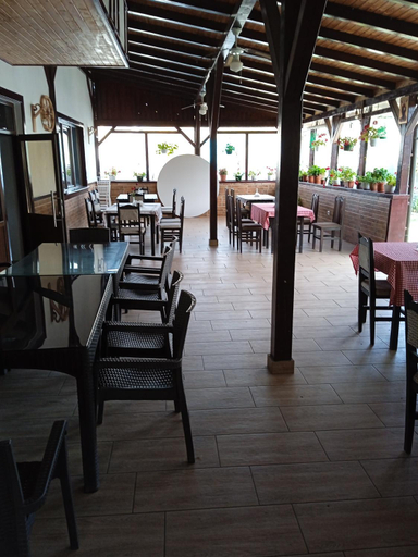 Food & Drinks 4, Pensiunea HORA, Harlau