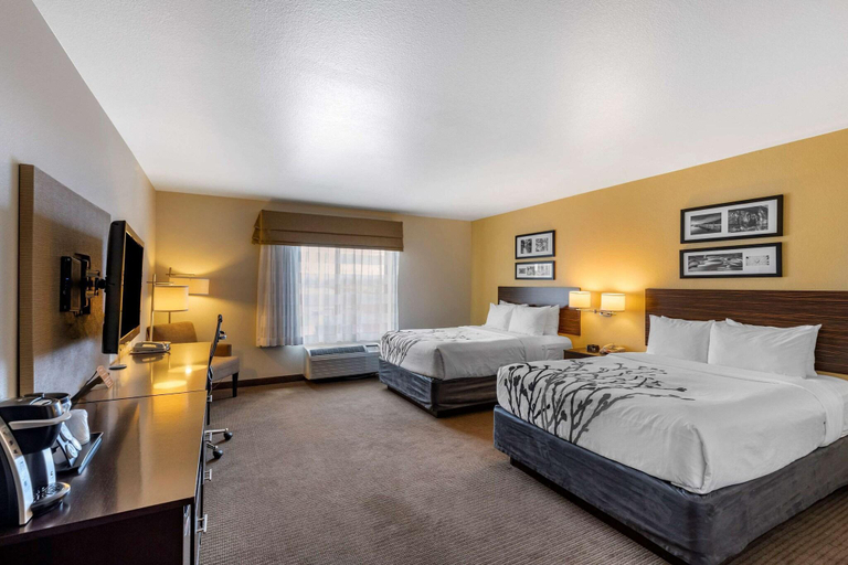 Bedroom 4, Sleep Inn & Suites Miles City I-94, Custer