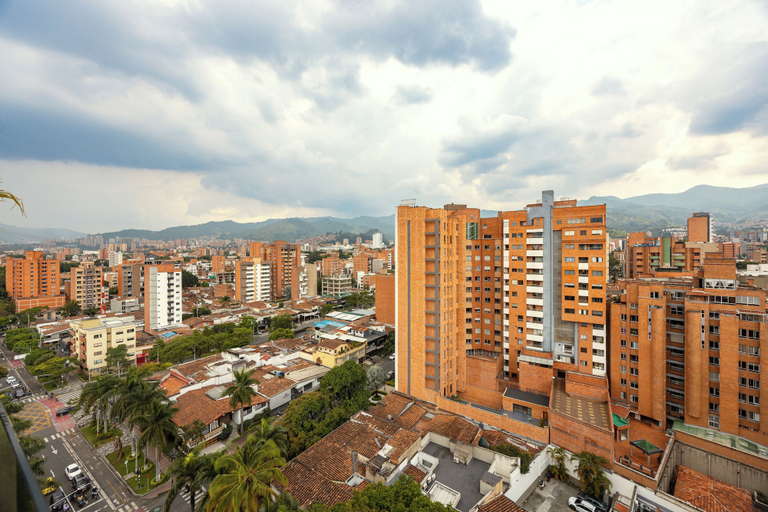 Others 5, Kyux Studios by MOME, Medellín