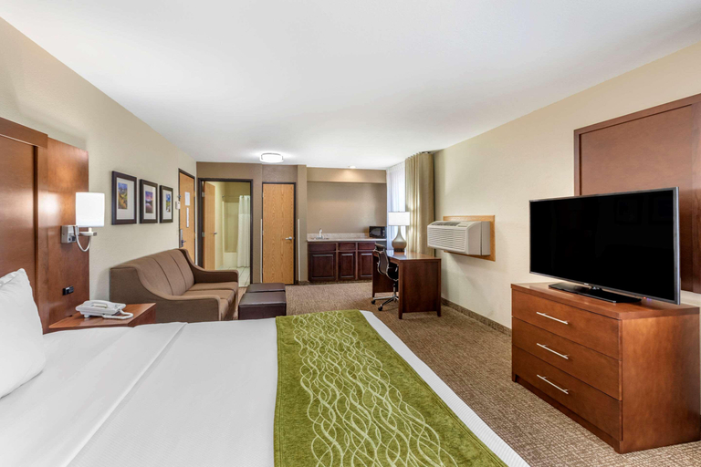 Bedroom 3, Comfort Inn Greeley, Weld