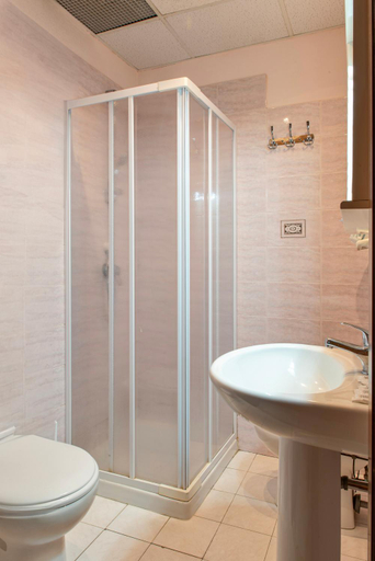 Bathroom 4, Hotel Ventura Rome, Rome