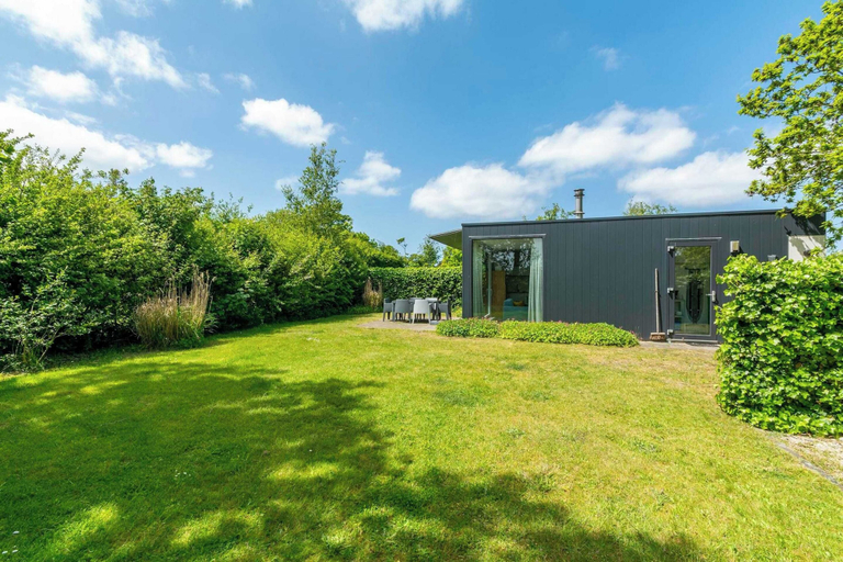 Garden 4, Bungalow Near Dutch Beach and Bulb Fields, Zijpe