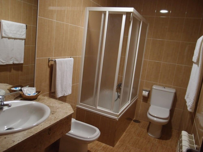Bathroom 3, Hotel Avion Vigo, Pontevedra