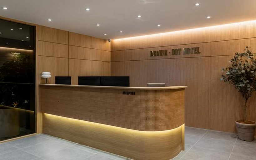 Others 2, Brown Dot Gunsan Naun Branch, Gunsan