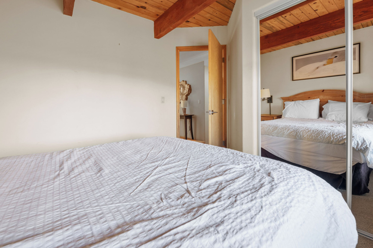 Bedroom 2, Big Bear Mountain Cabin, San Bernardino