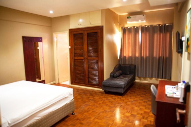 Bedroom 2, HOTEL MIRAVA, Maputo