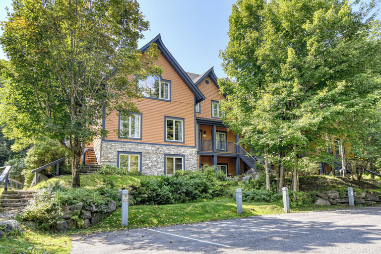 Exterior & Views 2, Les Manoirs Unit 10, Les Laurentides