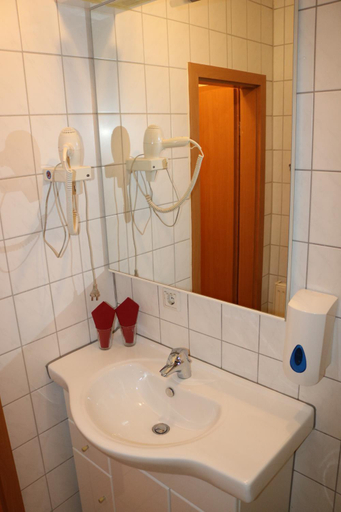 Bathroom 3, Waldhotel Harz Ilsenburg, Harz