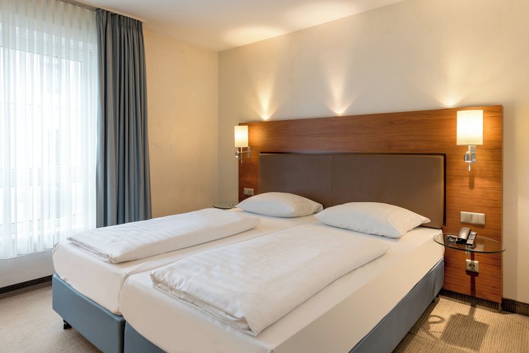 Bedroom 2, Sunday Hotel München Airport Freising, Freising