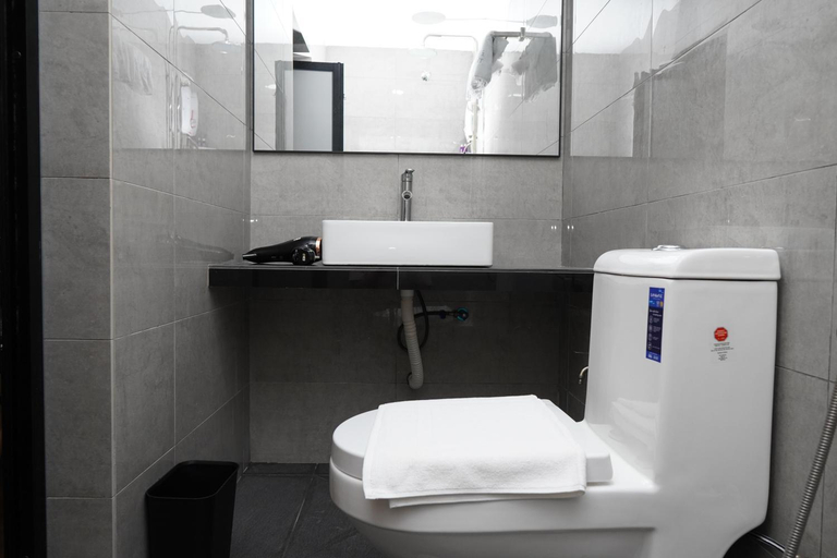 Bathroom 5, Anta Hotel, Johor Bahru