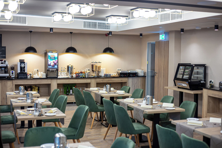 Food & Drinks 5, Lignum Hotel, Miskolci