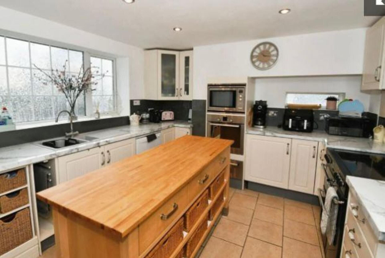 Others 4, Charming 5-bed House in Boston Lincolnshire, Lincolnshire